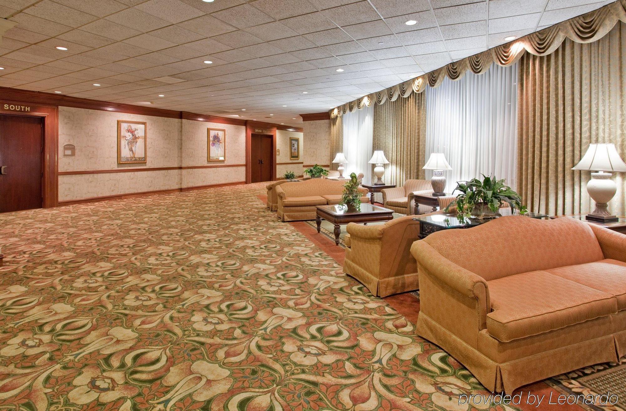 Holiday Inn Wichita East I-35, An Ihg Hotel Interior photo