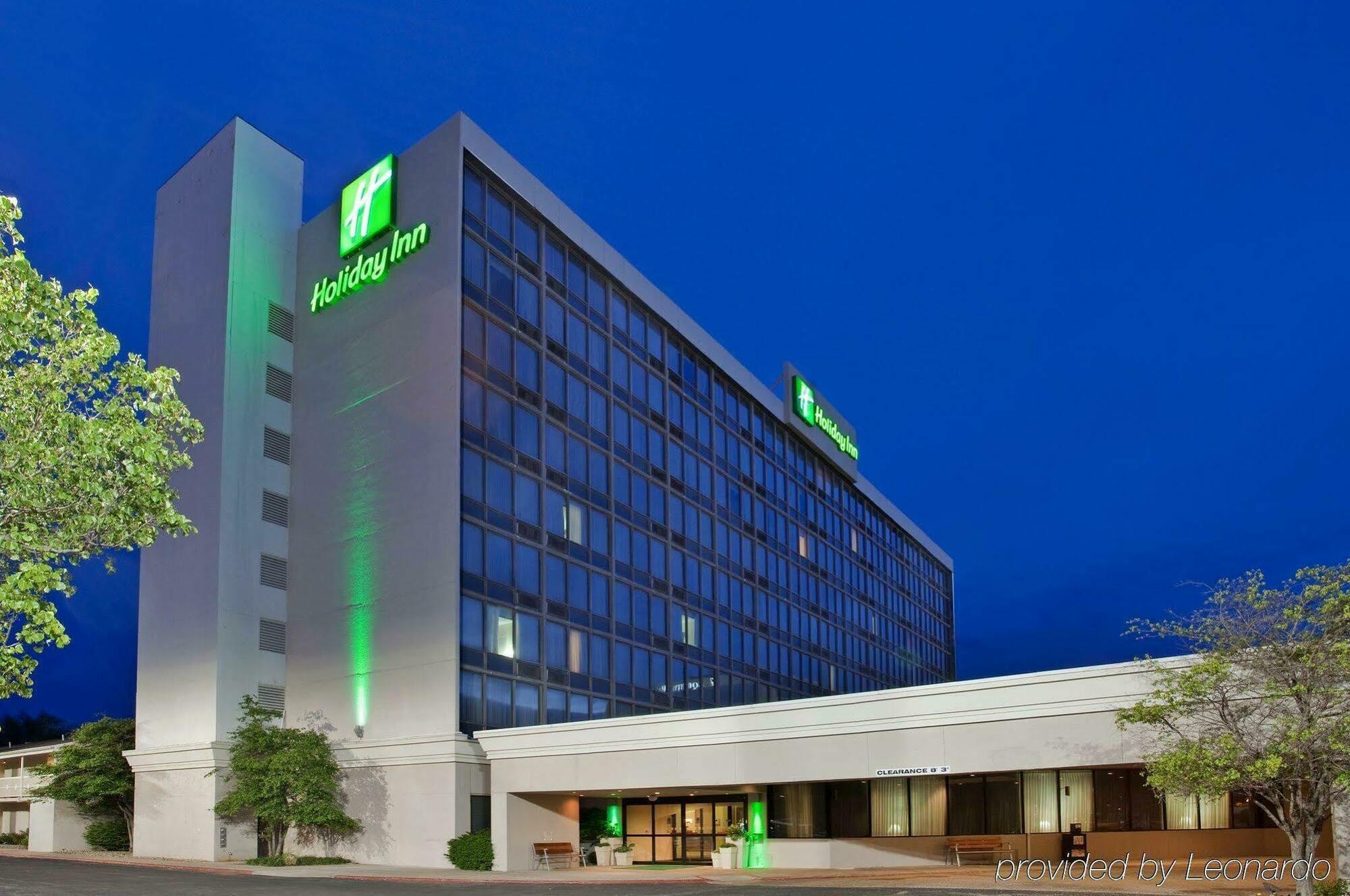 Holiday Inn Wichita East I-35, An Ihg Hotel Exterior photo